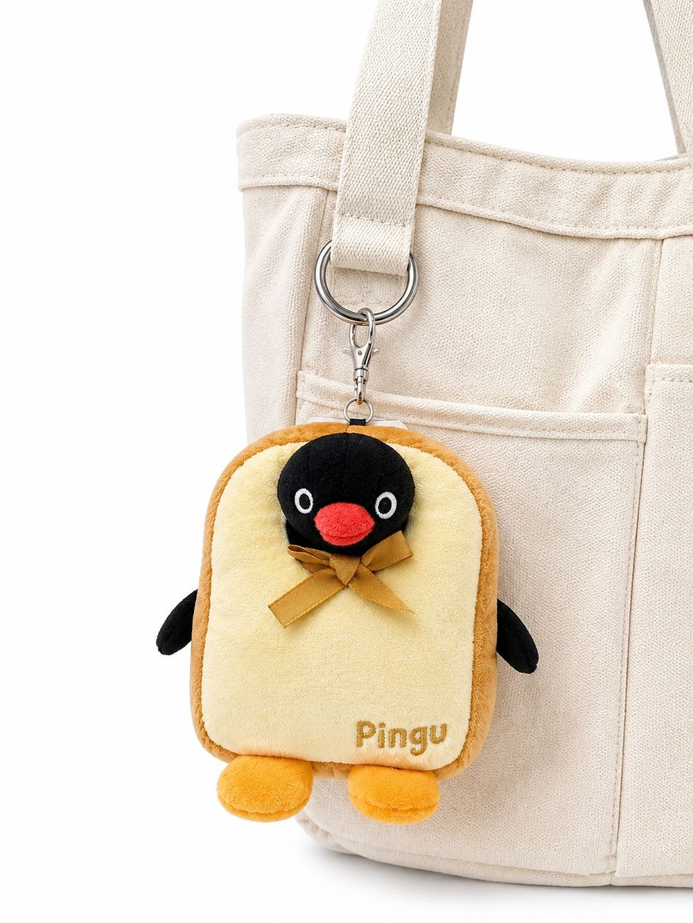 7-11開賣企鵝家族周邊小物！超可愛「厚片吐司Pingu吊飾、零錢包、Pinga耳機殼」全都要買！-12