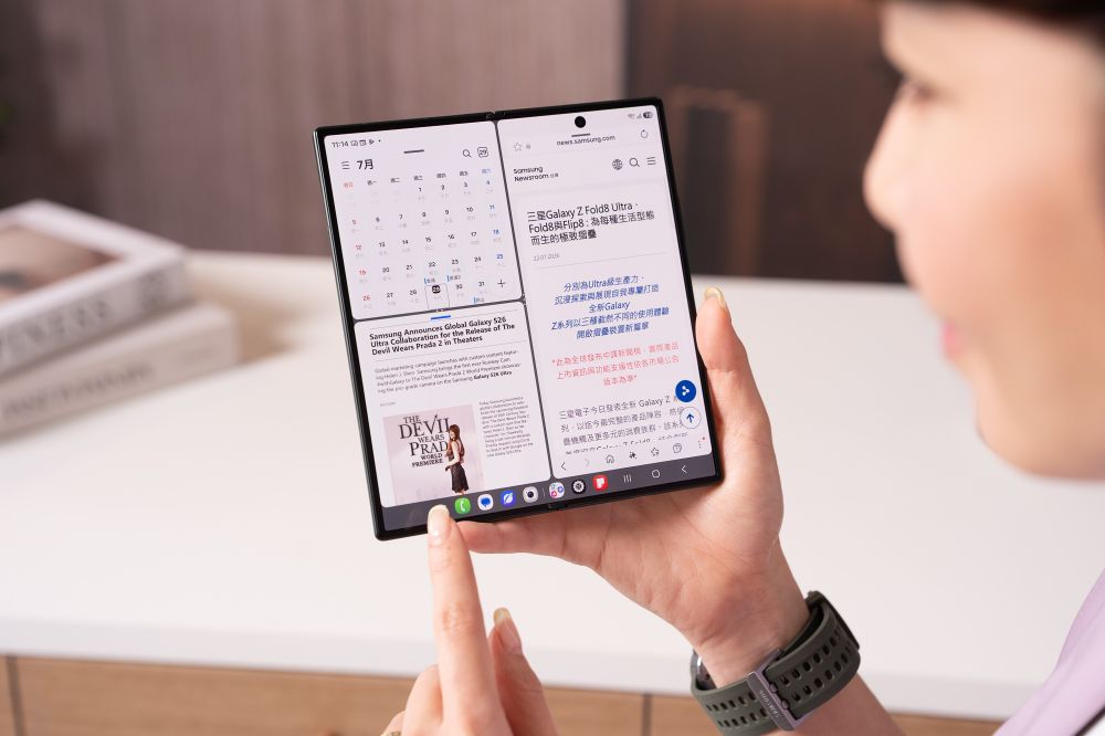 金宣虎成三星最新品牌大使！手握最新Galaxy Z Fold 8大拍帥照、自曝最愛「這功能」！-10