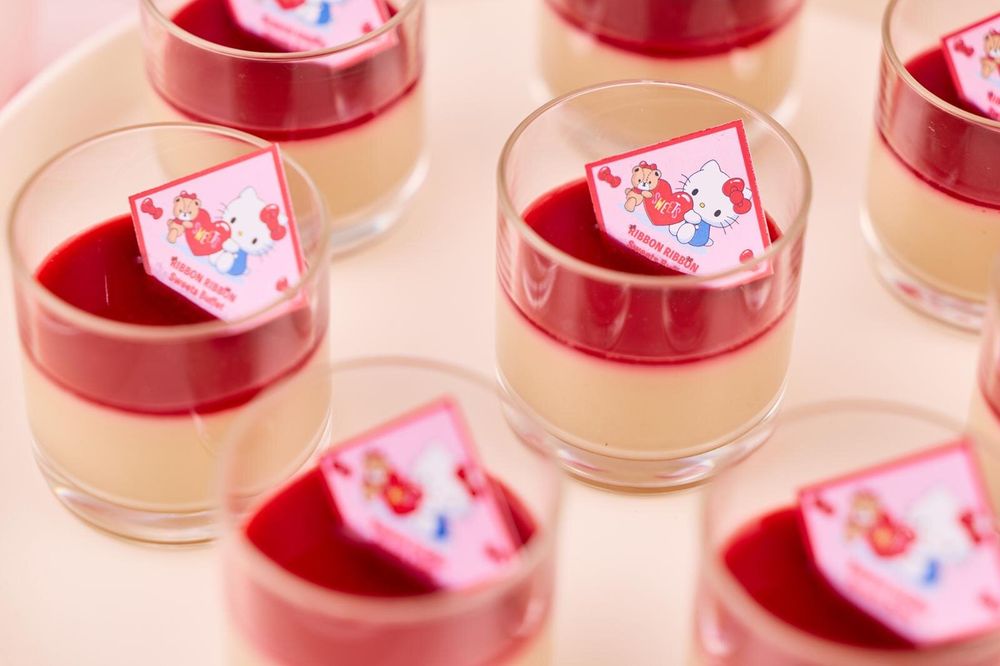 日本飯店開賣Hello Kitty主題下午茶！超可愛「大臉凱蒂貓蛋糕、蝴蝶結造型芭菲」萌到捨不得吃！-13