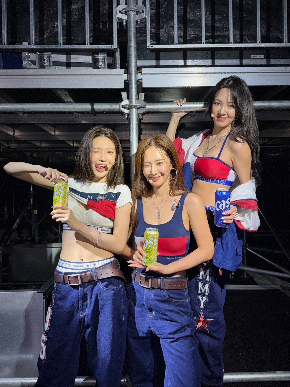 少女時代小分隊「孝利秀」真的出道了！「孝淵、俞利、秀英」韓國音樂節合體！Tommy舞台服超辣！-3