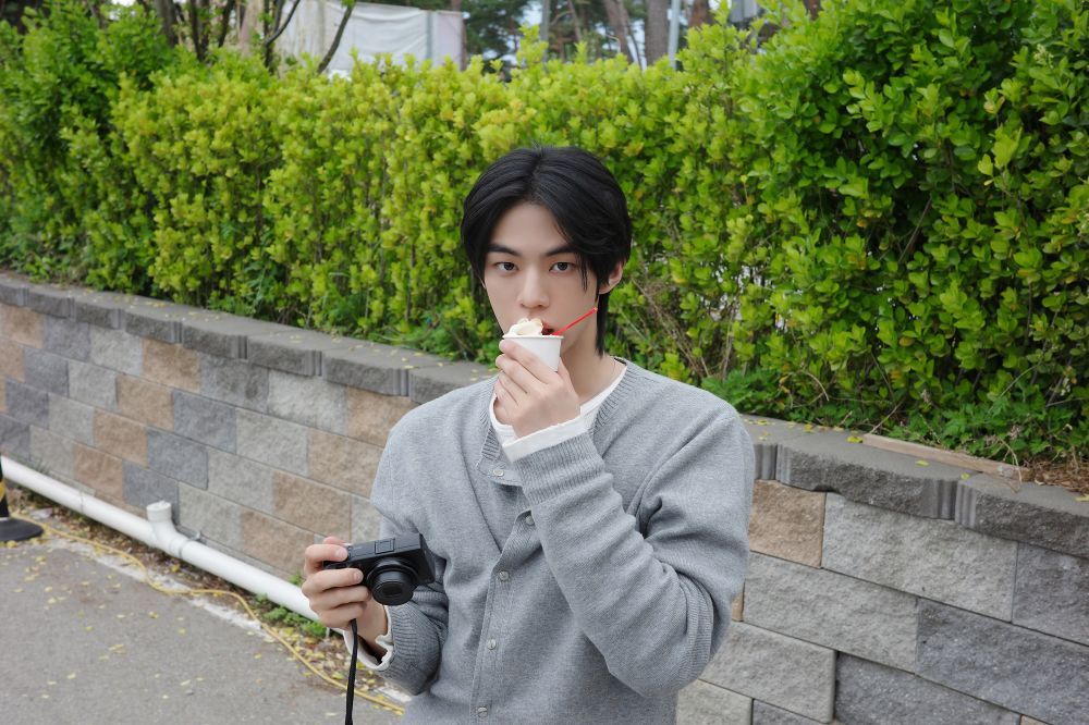 「國際狗狗日」全都想帶回家養？KPOP犬系男友大集合，SEVENTEEN玟奎、Stray Kids昇玟根本犬系天花板！-11