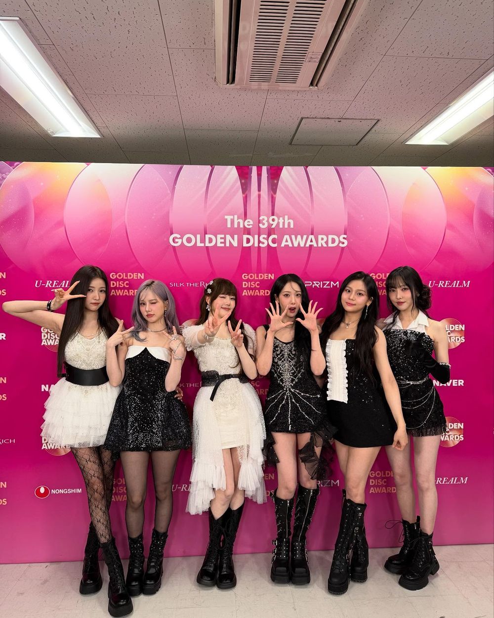 盤點8組「中小公司大奇蹟」韓團！BTS、SEVENTEEN熬出世界級成就，RESCENE舊歌逆襲登Melon冠軍！-16