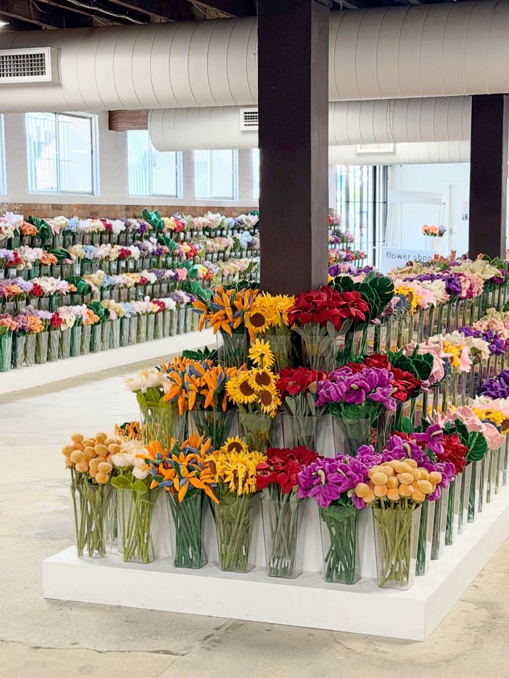 社群爆紅「絨毛花店」Flower Shop來台北了！「蜜桃色玫瑰、奶油白鬱金香」上百種繽紛花卉美翻天！-7