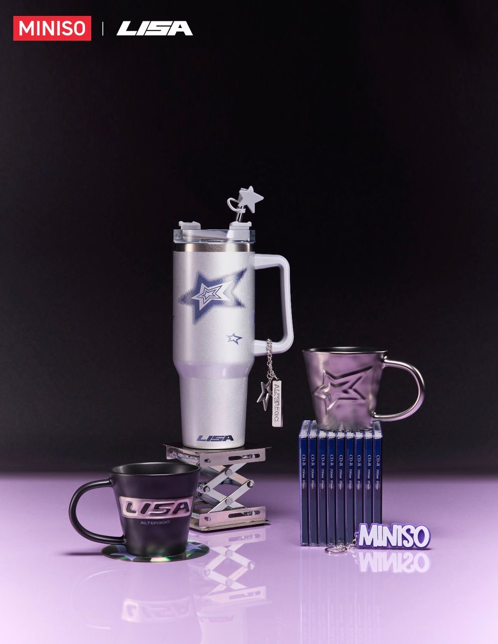 MINISO跟Lisa聯名啦！超可愛「紅色星星套裝Lisa公仔、絨毛吊飾盲盒」全都必須買！-8
