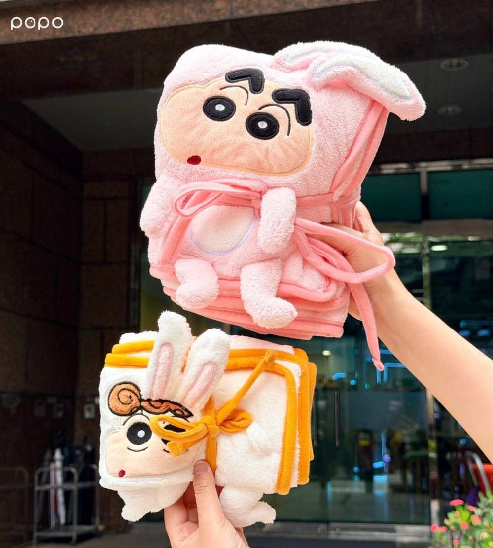 7-11開賣「動物變裝蠟筆小新」周邊！超Q「月兔小新抱枕毯、熊貓小白零錢包、陶瓷盤」這天開賣！-2