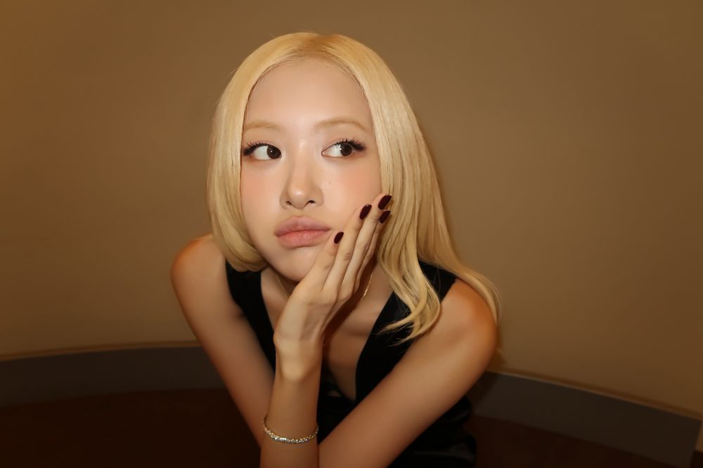 BLACKPINK四仙女Solo回歸時間表公開！Jennie先發行迷你專，全網敲碗期待澳洲野玫瑰Rosé新作品！-11