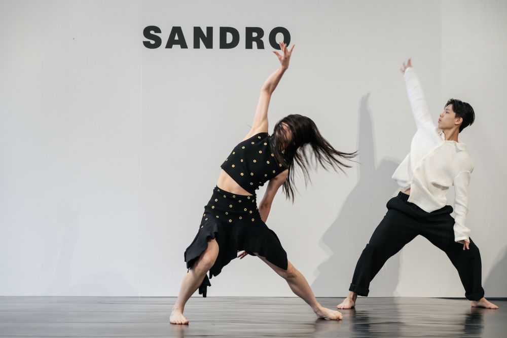 老錢風女孩看過來！SANDRO秋冬全新「皮外套、針織上衣」美到不講理！雙口袋包超必收、難怪邵雨薇也心動！-13