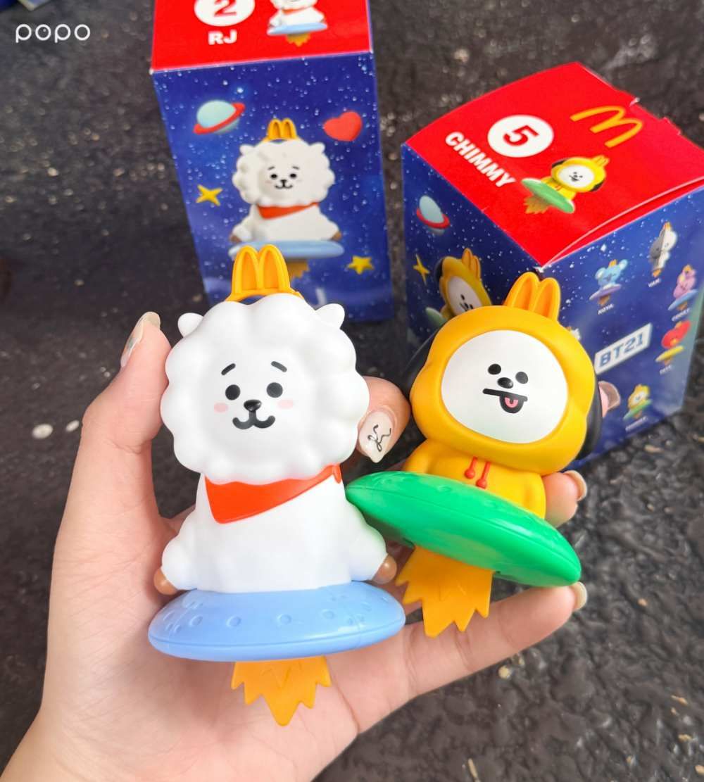 阿米快衝麥當勞！最新「太空梭系列」BT21公仔8款造型萌翻、再推超欠吃「煙燻勁脆鷄腿堡」！-7