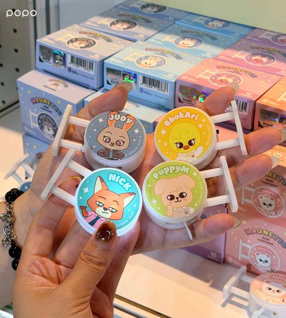 SKZOO《動物方城市2》快閃店來了！超可愛「Jiniret肩上絨毛玩偶、台北限定明信片」必買周邊一次看！-10