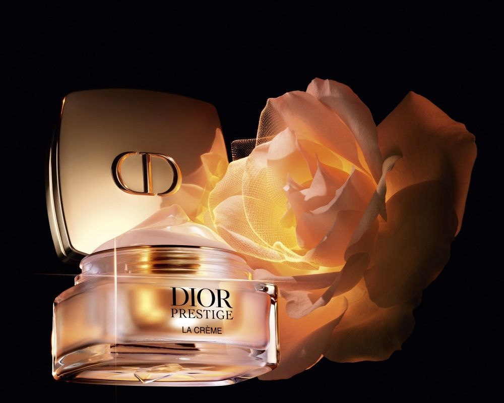 Dior頂級乳霜再進化！「逆轉10年肌齡」玫瑰胜肽登場，融雪質地一抹澎潤緊緻、萬元級保養奢華如高訂精品！-10