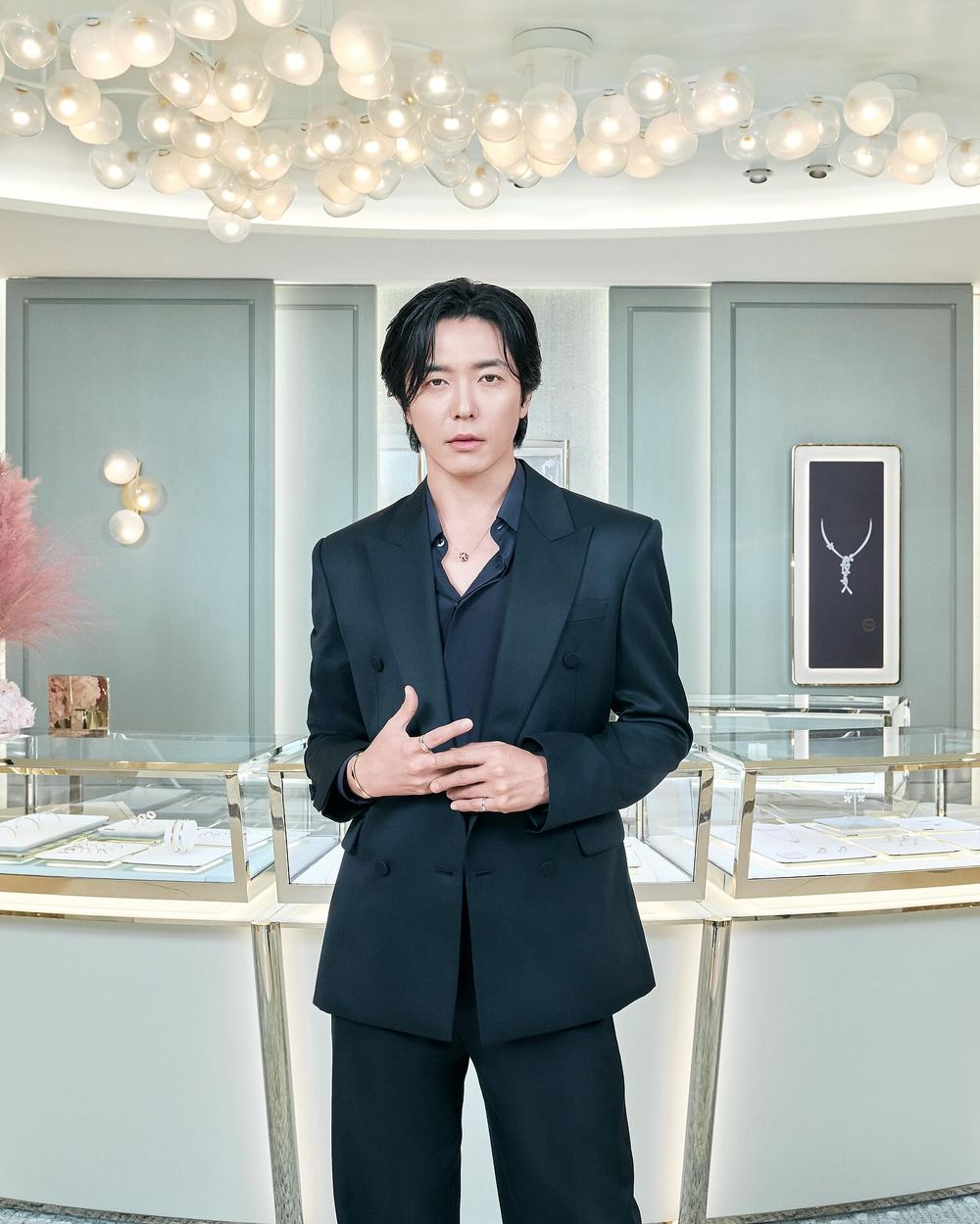 盤點7位霸總主管相韓星！李洙赫韓版Luke最佳人選，始源帝王氣場太強，「高冷霸總」感十足-12