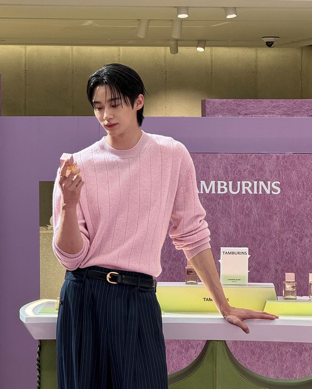 《21世紀大君夫人》邊佑錫「高級感男主臉」品牌收割機，從PRADA美妝、TAMBURINS香氛、Dr.G保養，都愛他！-2