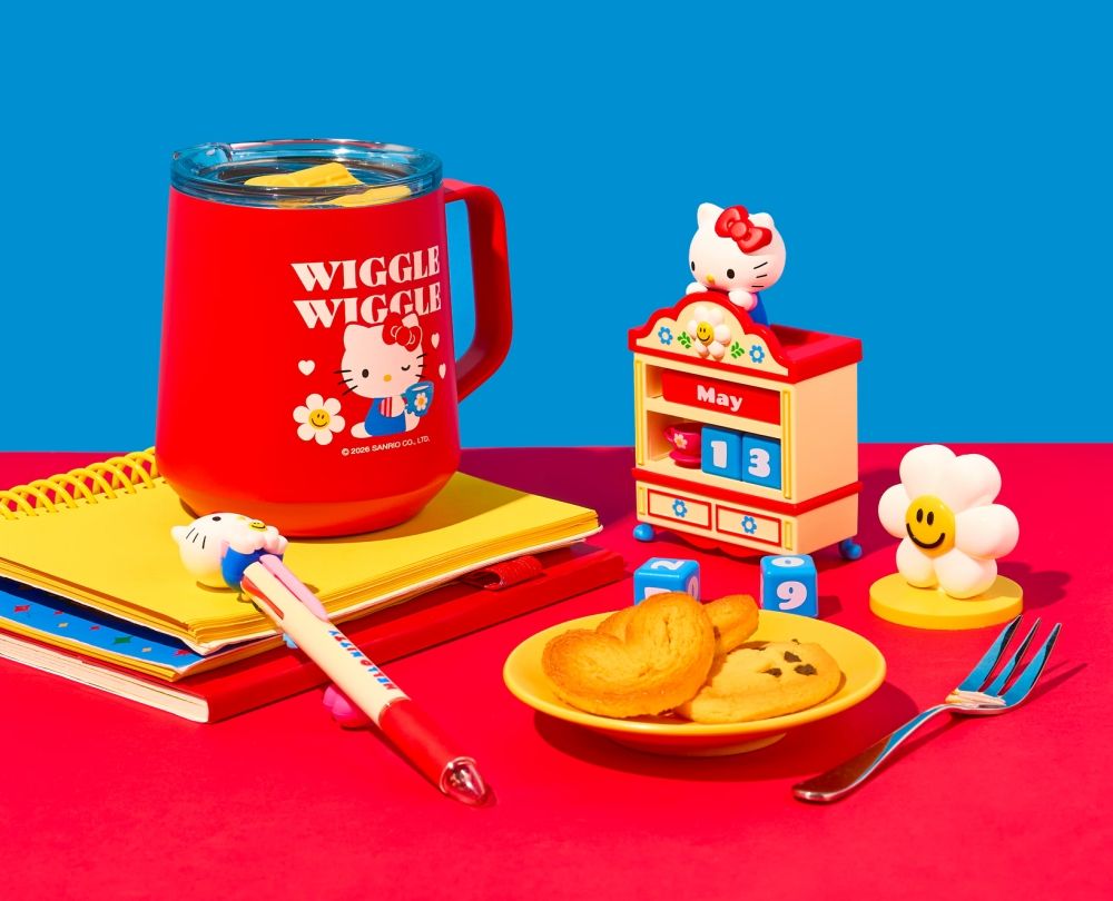 Wiggle Wiggle又跟Hello Kitty聯名了！超可愛「小花凱蒂貓牙刷架、絨毛地墊」韓妞都狂掃！-2