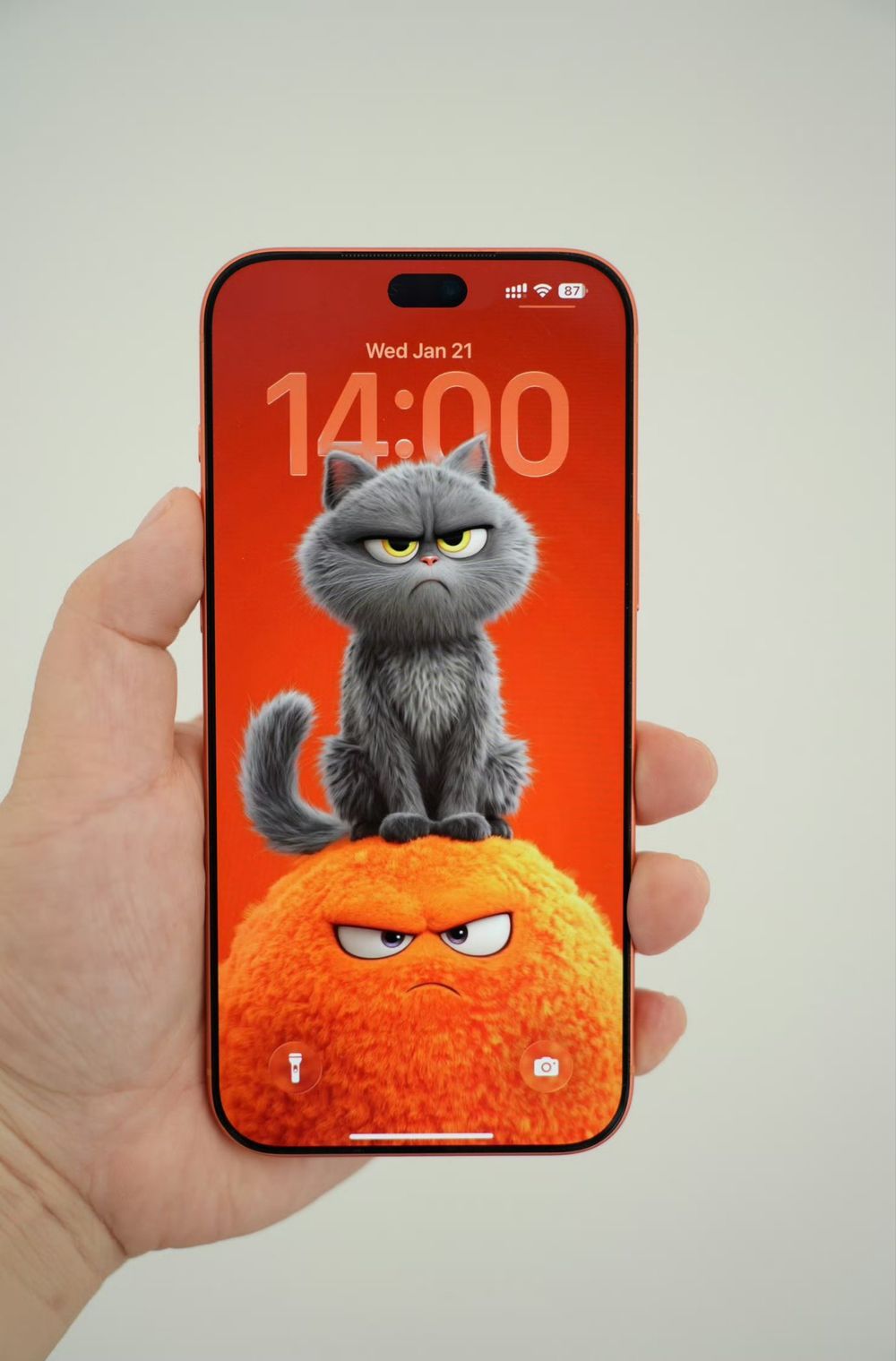 該等iPhone 18 Pro嗎？5大必買預測亮點總整理：櫻桃紅新色美翻、相機鏡頭又更進化？！-4