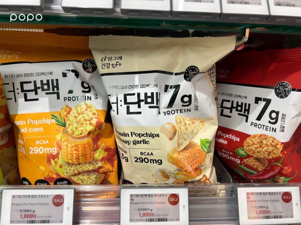 別再買貝果餅乾！2026韓國Olive Young必買7大零食推薦、「高蛋白玉米餅&炸雞皮餅乾」韓國女生也愛！-3