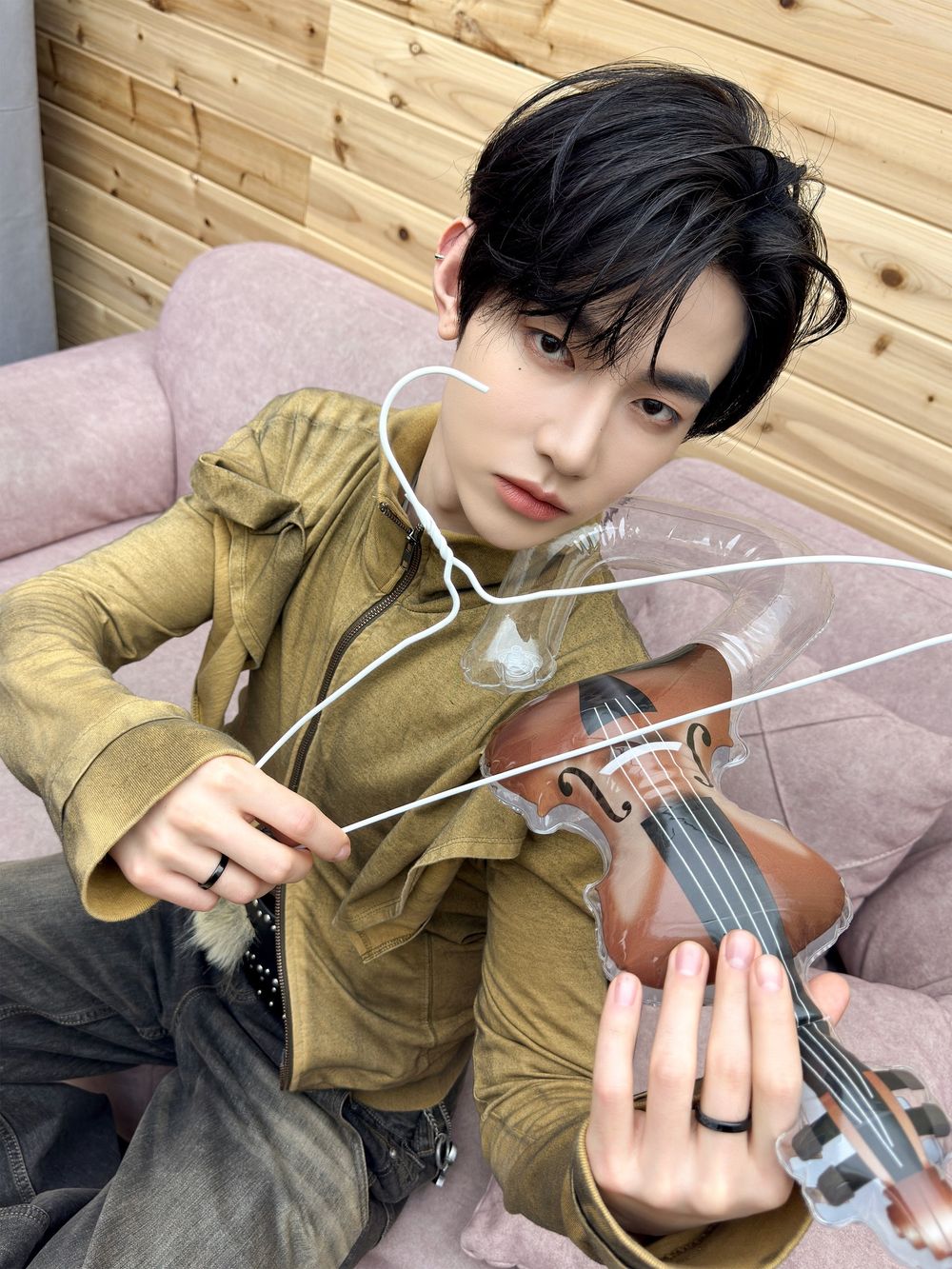 每堂課都準時到！網票選「最想讓他教外語」KPOP偶像！Felix低音砲爆擊，Sana、將太郎都上榜！-8