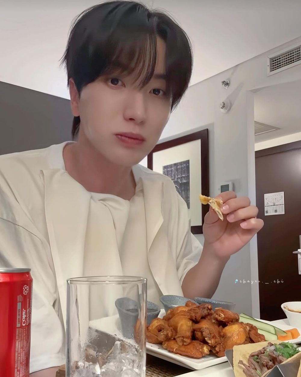 可以嫁了！盤點6位最會煮飯的KPOP男偶像！SVT玟奎一人養全團，Jin、在玹廚藝超強！-9