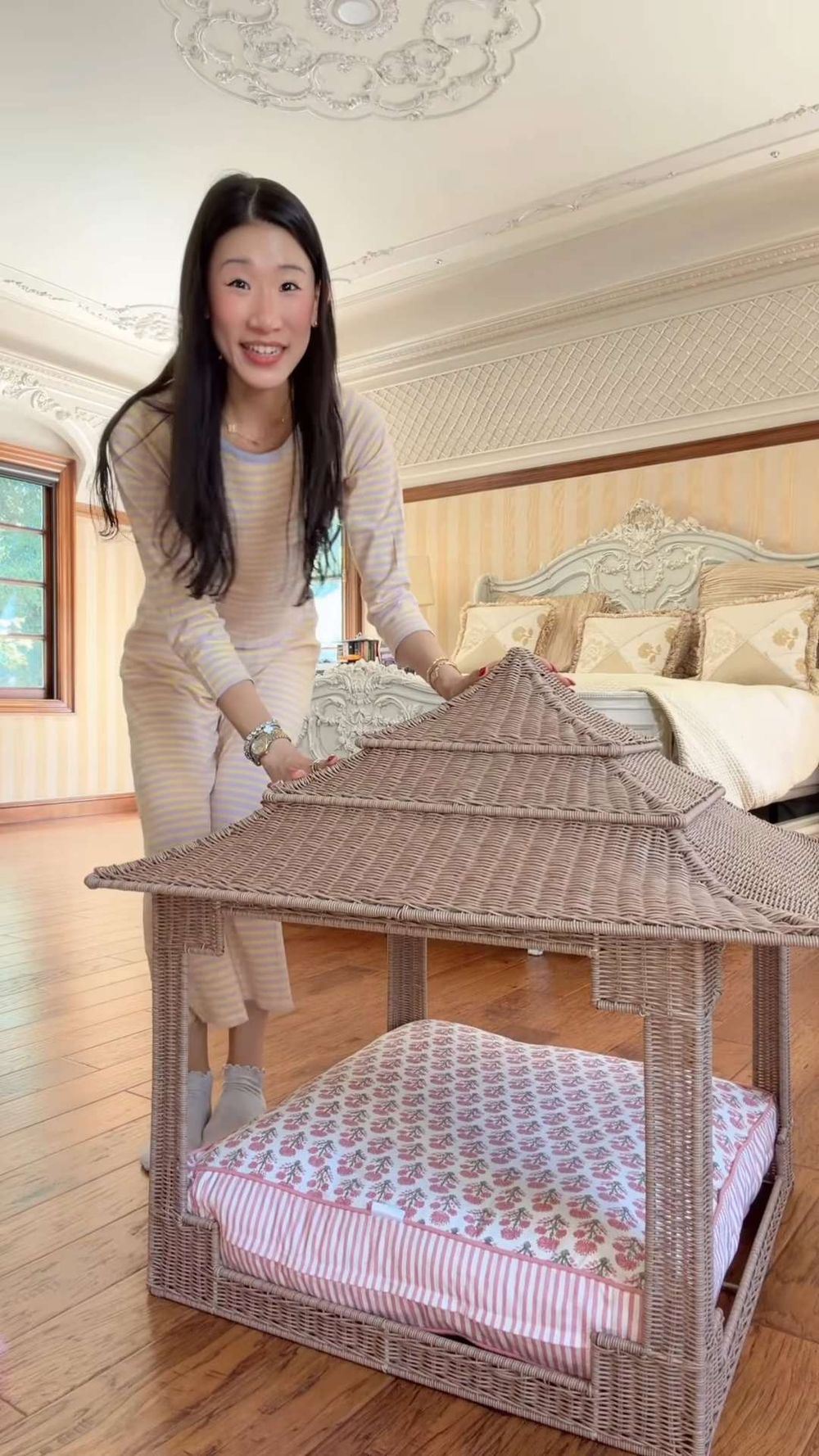 貓生天花板！「RichTok女王」Rebecca愛貓生日禮物曝光！LV、Hermès...還有訂製珠寶？！-2