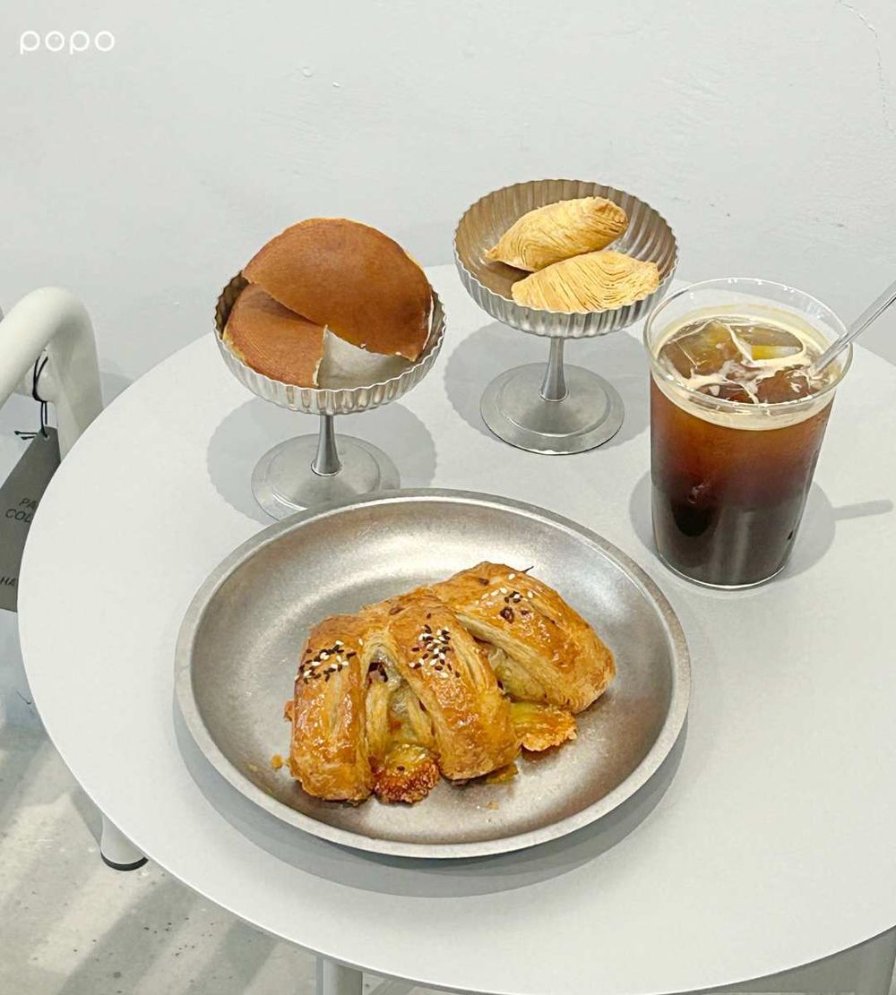 2026台北咖啡廳推薦！BRU「火腿起司可頌、綜合瑪德蓮、蘋果美式」必點菜單一次看！-8