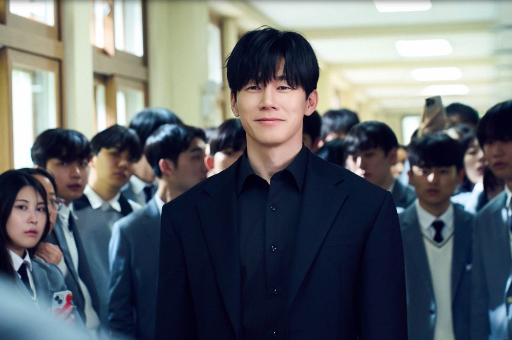 2026年6月Netflix上架片單！韓劇男神蘇志燮《金特務：本色回歸》獨家上線，嚴藝文執導《欠妳的那場婚禮》同步首播！-3