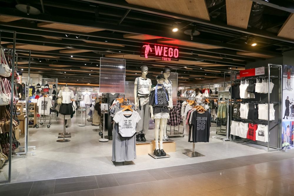 終於不用飛日本！日牌WEGO首間台灣門市正式開幕！平價潮服、包包配件直接買爆！-2
