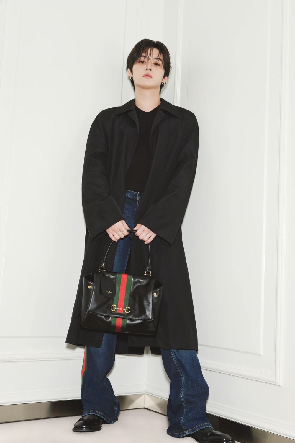 GUCCI太會找人！SKZ李旻浩、aespa寧寧都搶背「Paparazzo新包」！看來新一代夢幻爆款就是它！-2