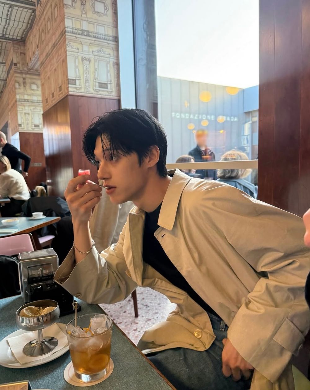 不只唱跳還會煮！盤點6位廚藝受認證的KPOP男偶像，BTS柾國烹飪秀破600萬觀看，SKZ Felix根本烘焙大師！-13