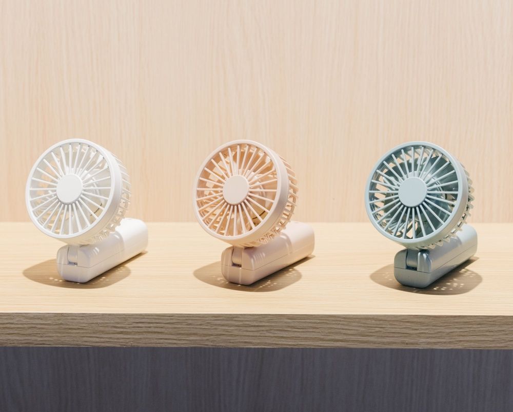 2026夏季必買4大手持風扇推薦！無印良品迷你風扇新色超可愛、Dyson「這支」網友狂討論！-3