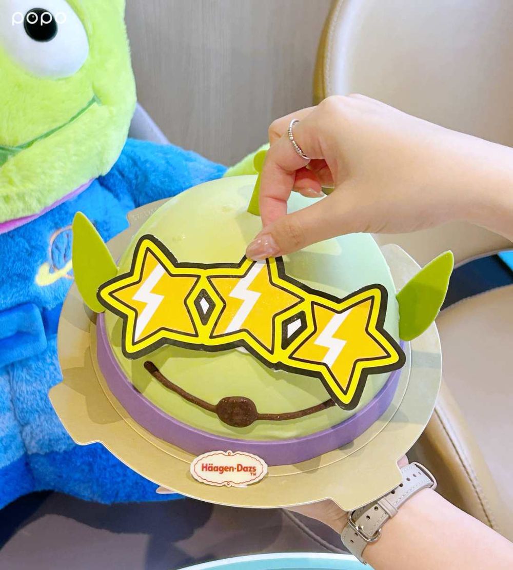 哈根達斯跟《玩具總動員5》聯名啦！「三眼怪蛋糕、叉奇西瓜草莓凍飲、造型聖代」Q到捨不得吃！-6