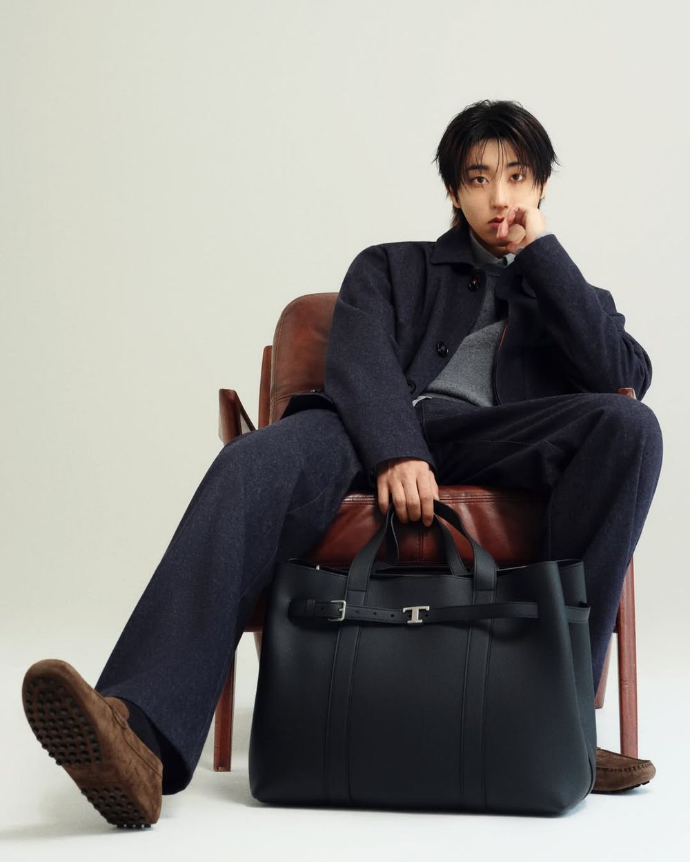 STAY老淚縱橫！TOD'S新任品牌大使是「SKZ韓知城」！終於拿下首個精品代言、財閥少爺造型帥出新高度！ -7