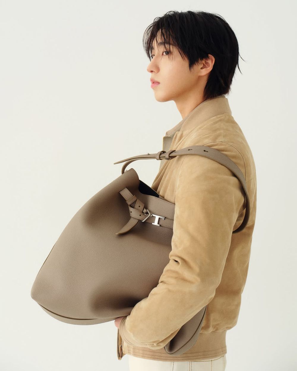 STAY老淚縱橫！TOD'S新任品牌大使是「SKZ韓知城」！終於拿下首個精品代言、財閥少爺造型帥出新高度！ -5