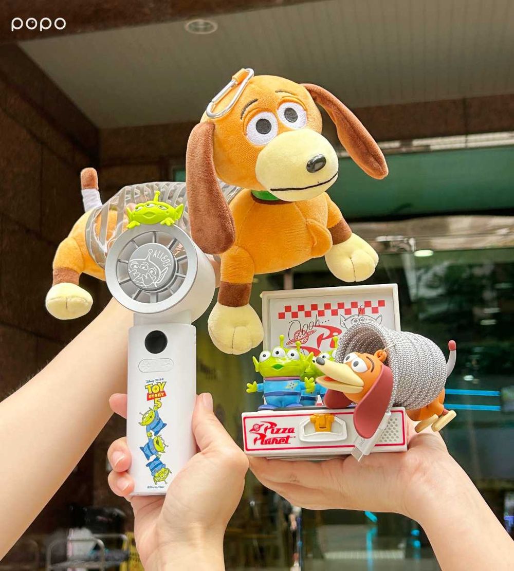 7-11開賣《玩具總動員5》周邊小物！超可愛「彈簧狗收納袋、三眼怪手持風扇、胡迪小碗」都想買！-5