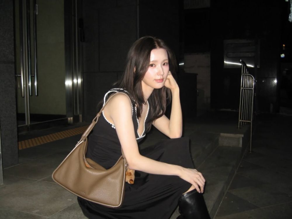 奶啵啵快衝！i-dle薇娟PEDRO同款「大容量美包」曝光！愛到特地發文、千元價超值得入手！-2