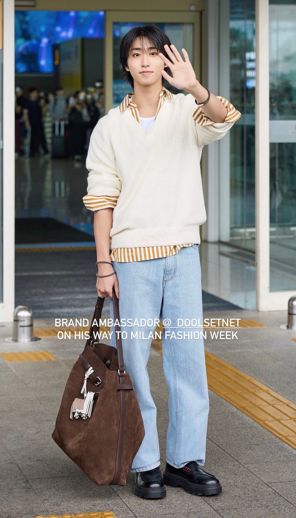 我們韓尼長大了！SKZ「HAN韓知城」TOD'S首秀登場！高知眼鏡造型帥暈、全場驚艷連外媒都大讚！-3