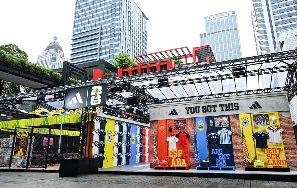 足球迷瘋掉！adidas「世界盃足球街區」空降信義區！各國代表隊球衣、巨型足球得衝拍照打卡！-4