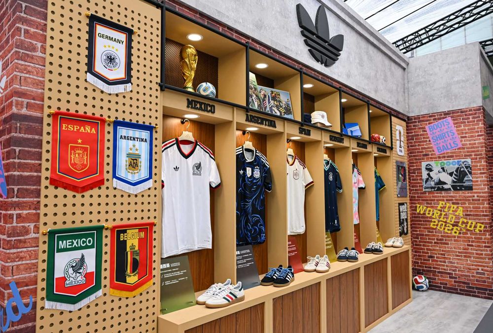 足球迷瘋掉！adidas「世界盃足球街區」空降信義區！各國代表隊球衣、巨型足球得衝拍照打卡！-7