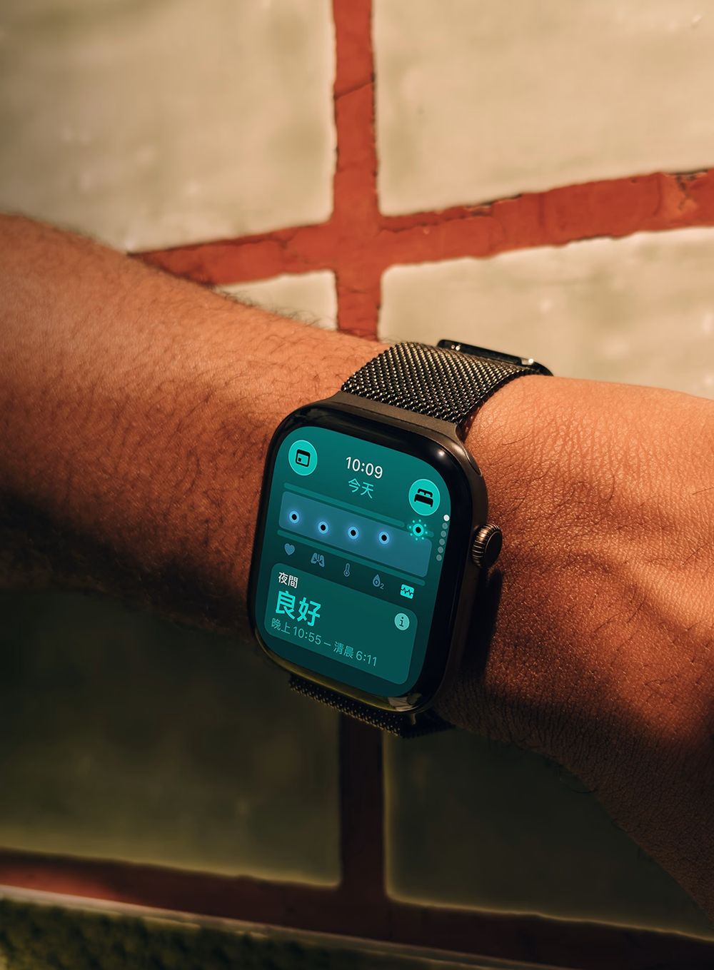 該換哪款Apple Watch？最新Series 12&Ultra 4必買亮點解析、網友推「這款」愛馬仕聯名最值得買！-11