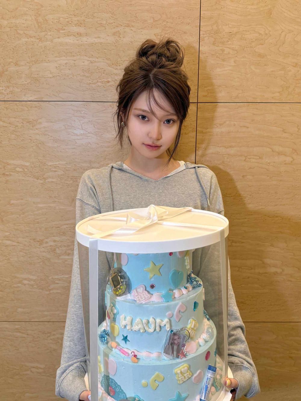 KiiiKiii Haum官宣RR Beauty首位品牌繆思！最潮逗號彩妝遇上甜酷小貓，同款「逗號唇油、腮紅盤」想全包！-6