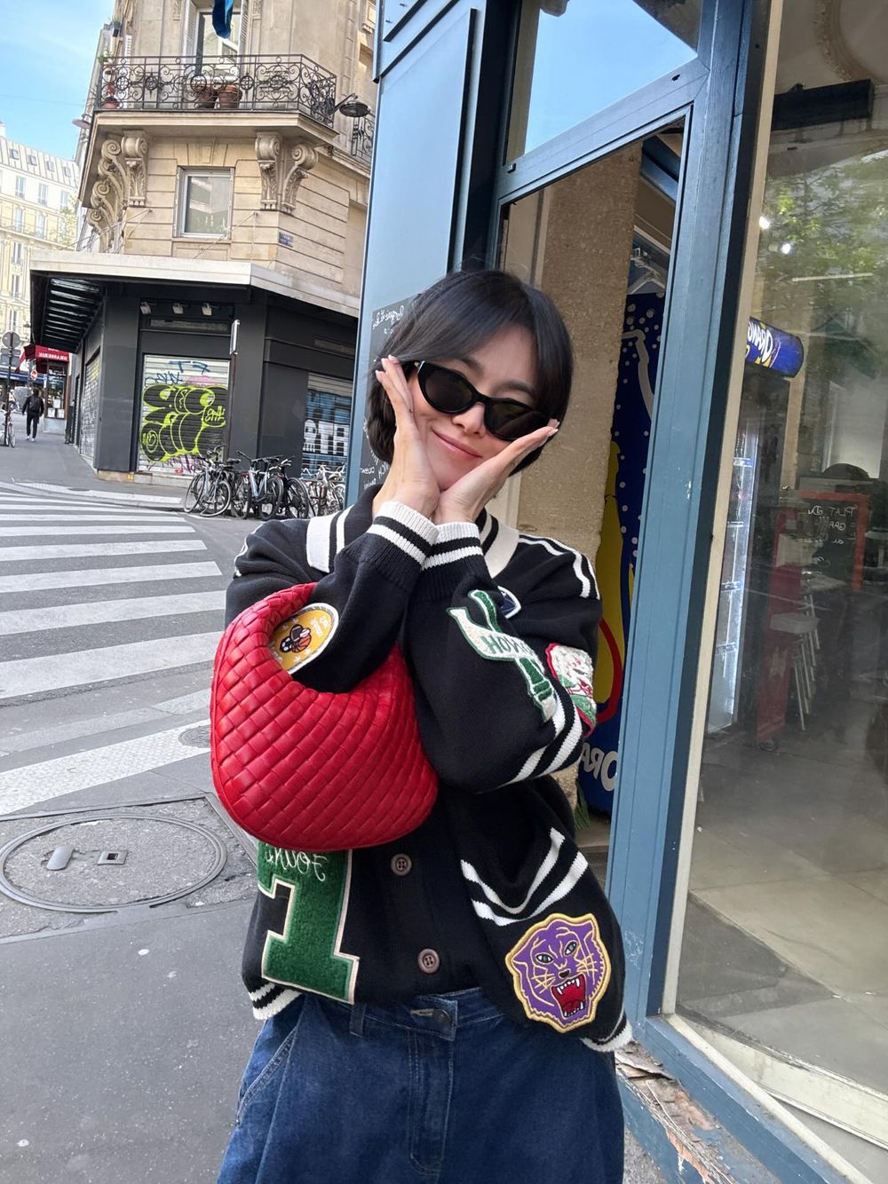 宋慧喬解鎖新代言！成為Bottega Veneta新任品牌大使！同款包包找到了、原來私下早就在背！-7