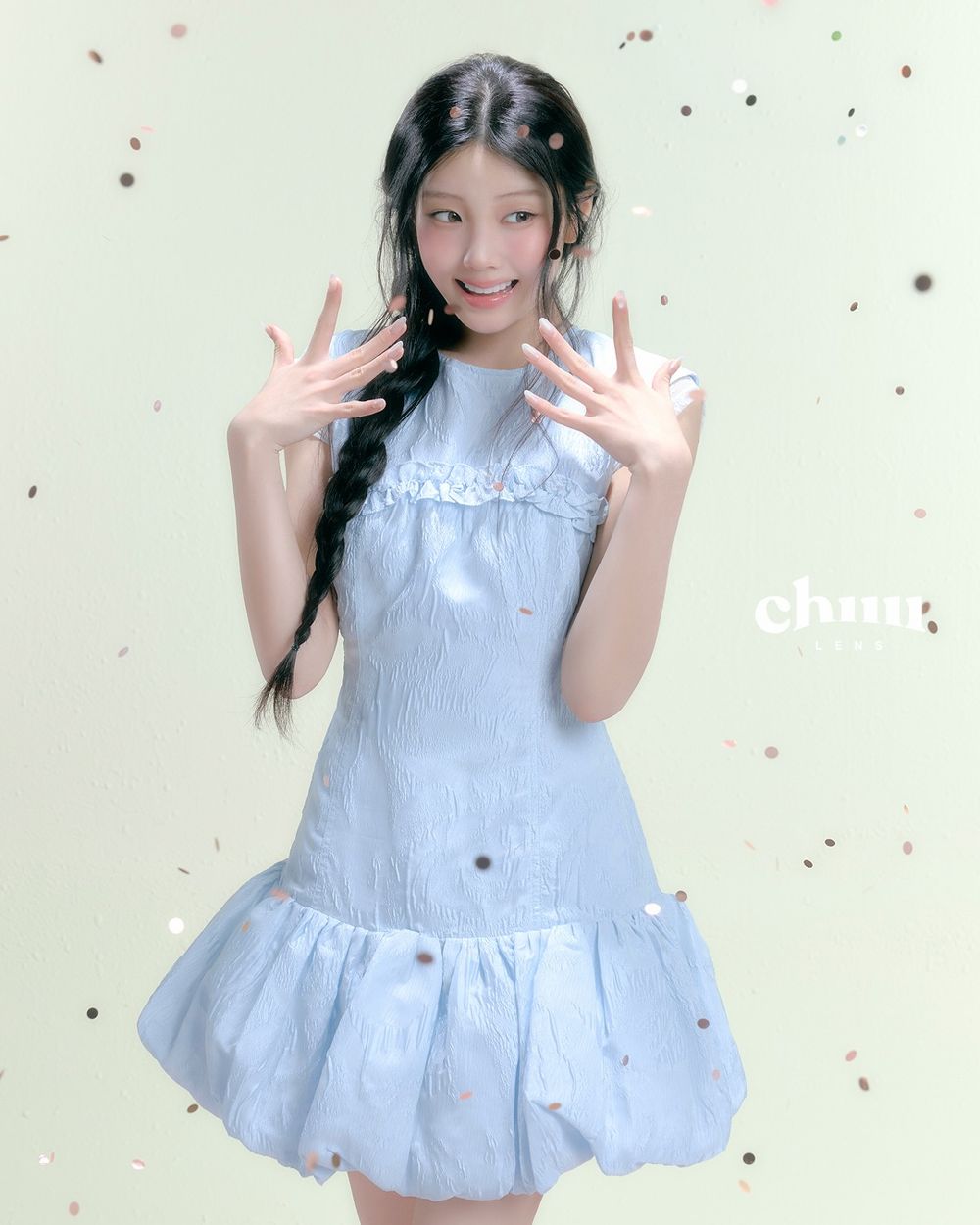 ILLIT沅禧橫掃美妝資源！空降韓國隱眼Chuu Lens首位代言人，同款「奶油摩卡」秒增無辜感，GLLIT搶著買！-6
