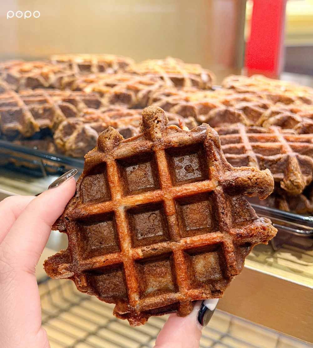 東京超夯鬆餅BEL BUTTER WAFFLE來了！台灣限定「芝麻麻糬鬆餅」太欠吃、這兩天還有買一送一！-11