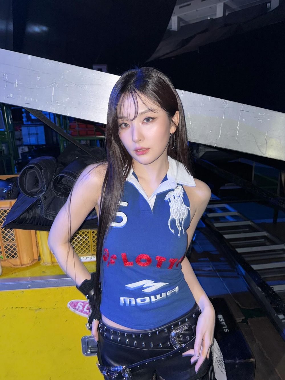 6位跳男舞也超好看的女愛豆！TWICE MOMO〈BAD〉震點、表情管理滿分，ITZY留眞〈REDRED〉帥到尖叫！-7