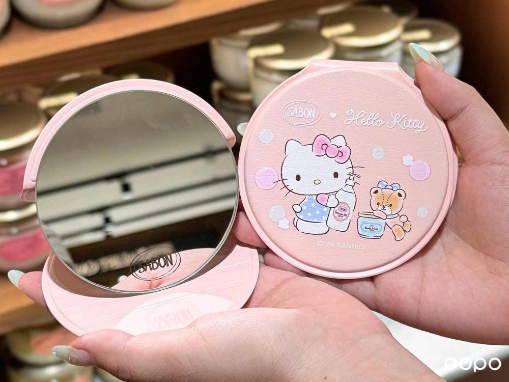 2026 SABON週年慶首度聯名Hello Kitty！明星三部曲夢幻禮盒88折，限定滿額贈毛毯、絨毛化妝包萌翻了！-3