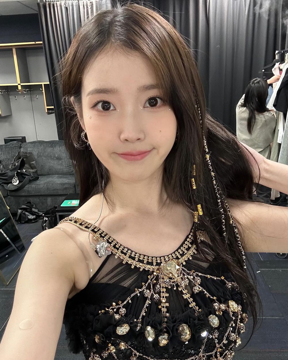 盤點7位親自獻唱OST的韓劇演員！IU「這部」不只主演還參與歌曲創作，邊佑錫《背著善宰跑》、《21世紀大軍夫人》都獻唱！-5