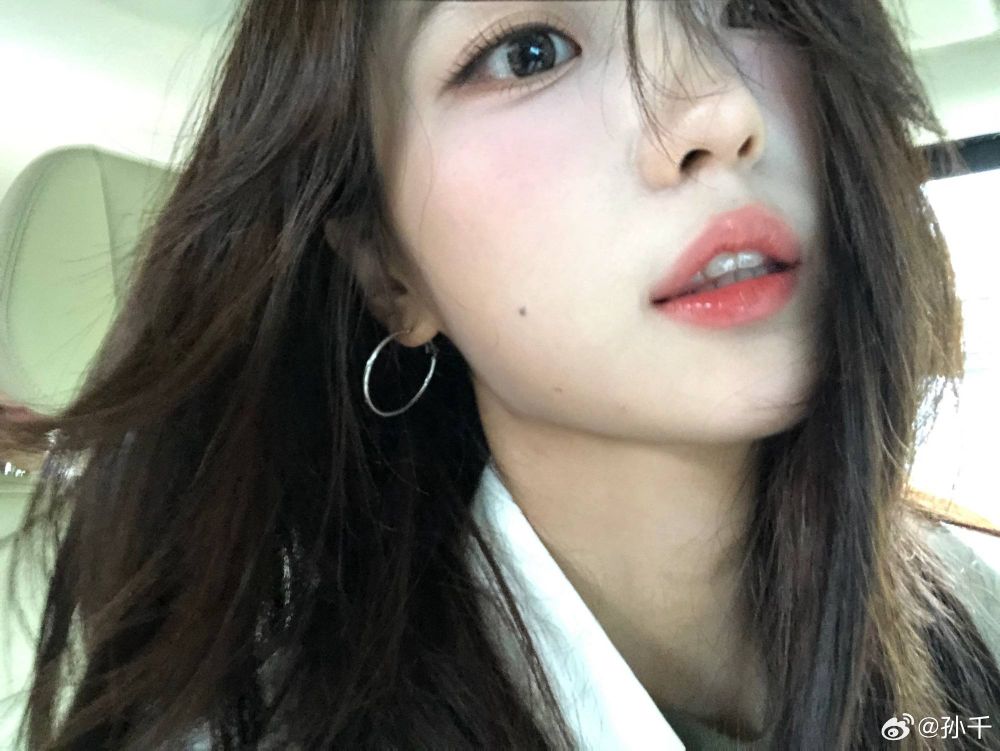 《早春晴朗》孫千私下愛用美妝公開！LE LABO護手霜、LA MER唇萃隨身帶，本命香水竟是YSL，連痘痘急救品都曝光！-9