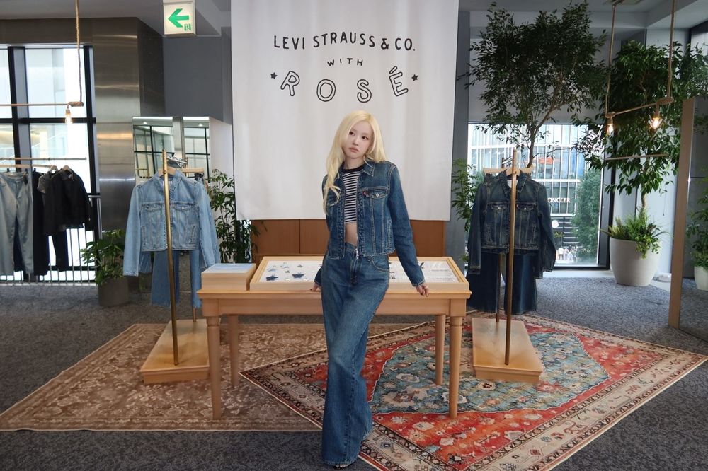 Rosé聯名Levi’s台灣開賣！靴型牛仔褲2.0版超瘦、外套量少要先搶！星星吊飾免費送！-3