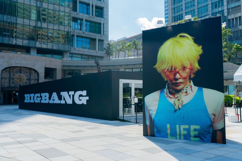 BIGBANG快閃店來台灣了！「迷你燈箱、限定T恤」必買一次看，滿額還送限定小卡！-1