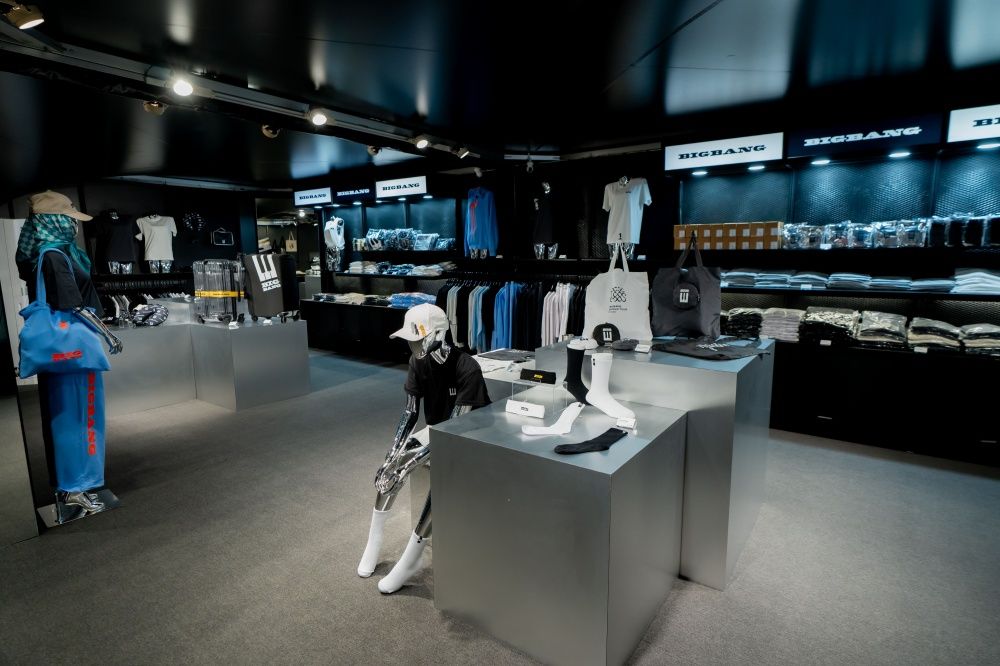 BIGBANG快閃店來台灣了！「迷你燈箱、限定T恤」必買一次看，滿額還送限定小卡！-4
