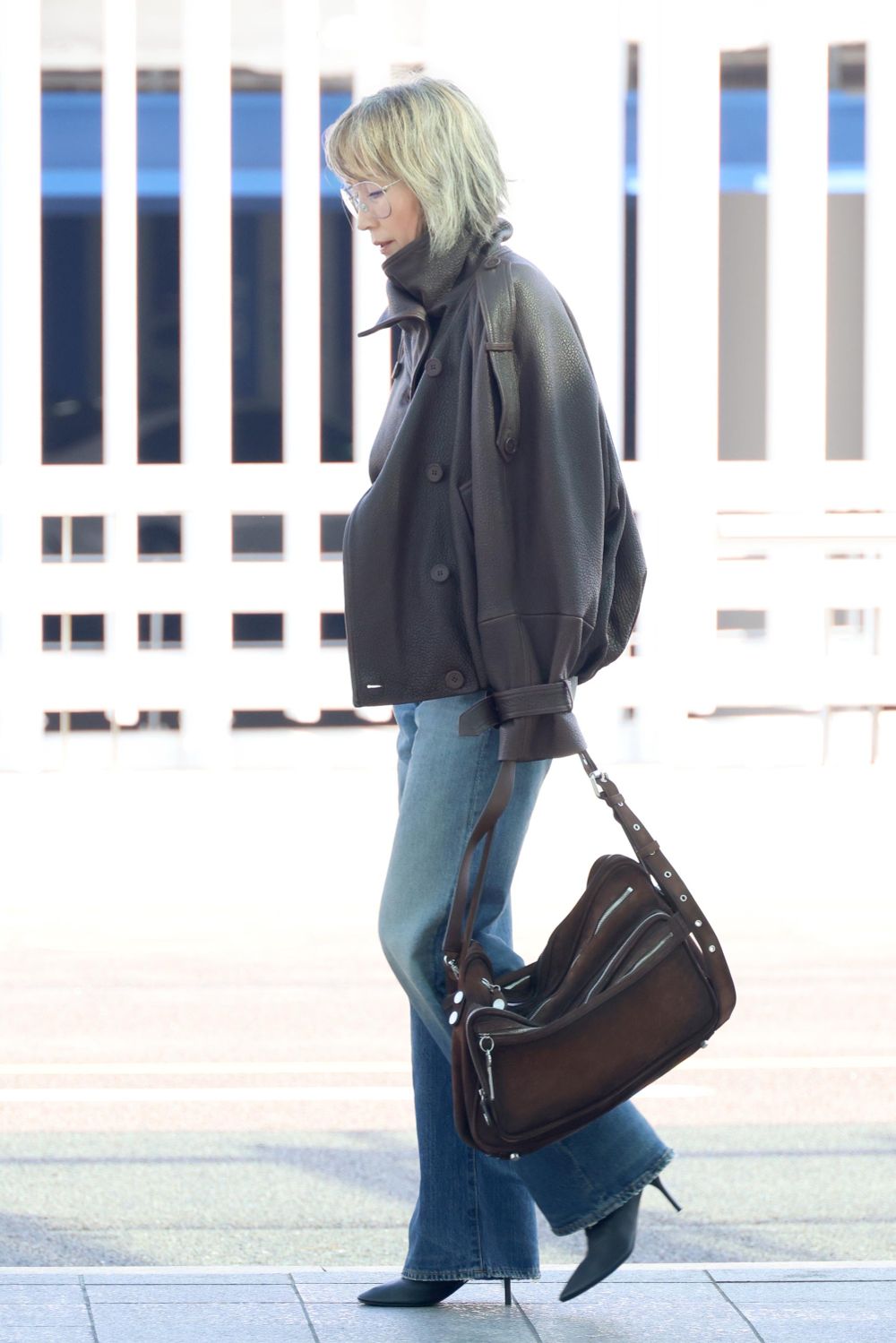 Acne Studios 2027春夏大秀登場！NCT JOHNNY、李慧英出發巴黎光機場路就話題滿滿！-8