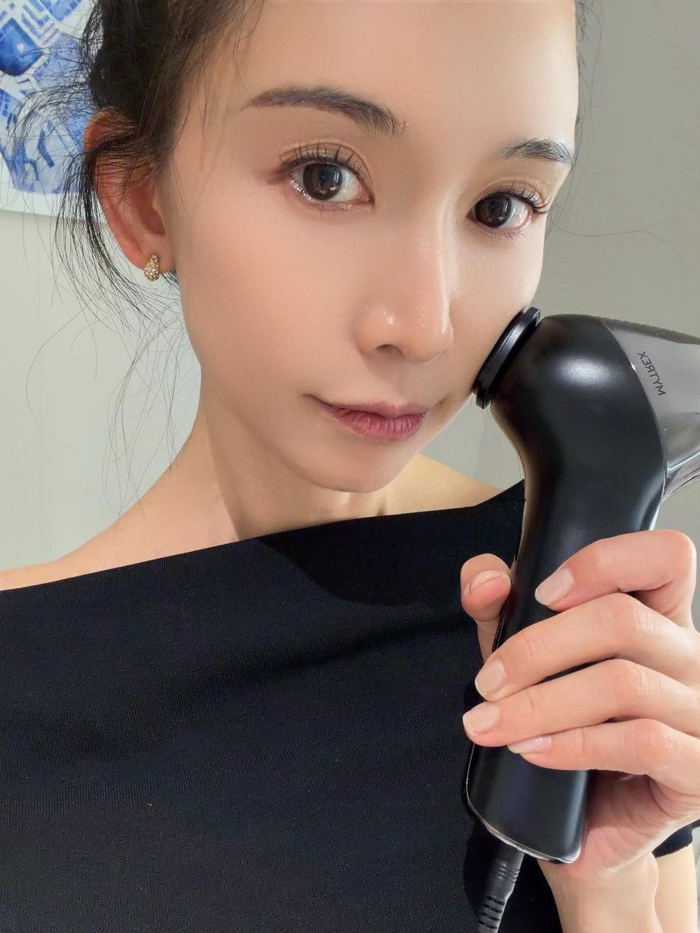 林志玲代言DR CYJ自爆早是「低調常客」！私下保養秘笈公開，喝水、防曬、運動天天做，連頭皮都偷偷顧，難怪長髮蓬鬆有型！-3